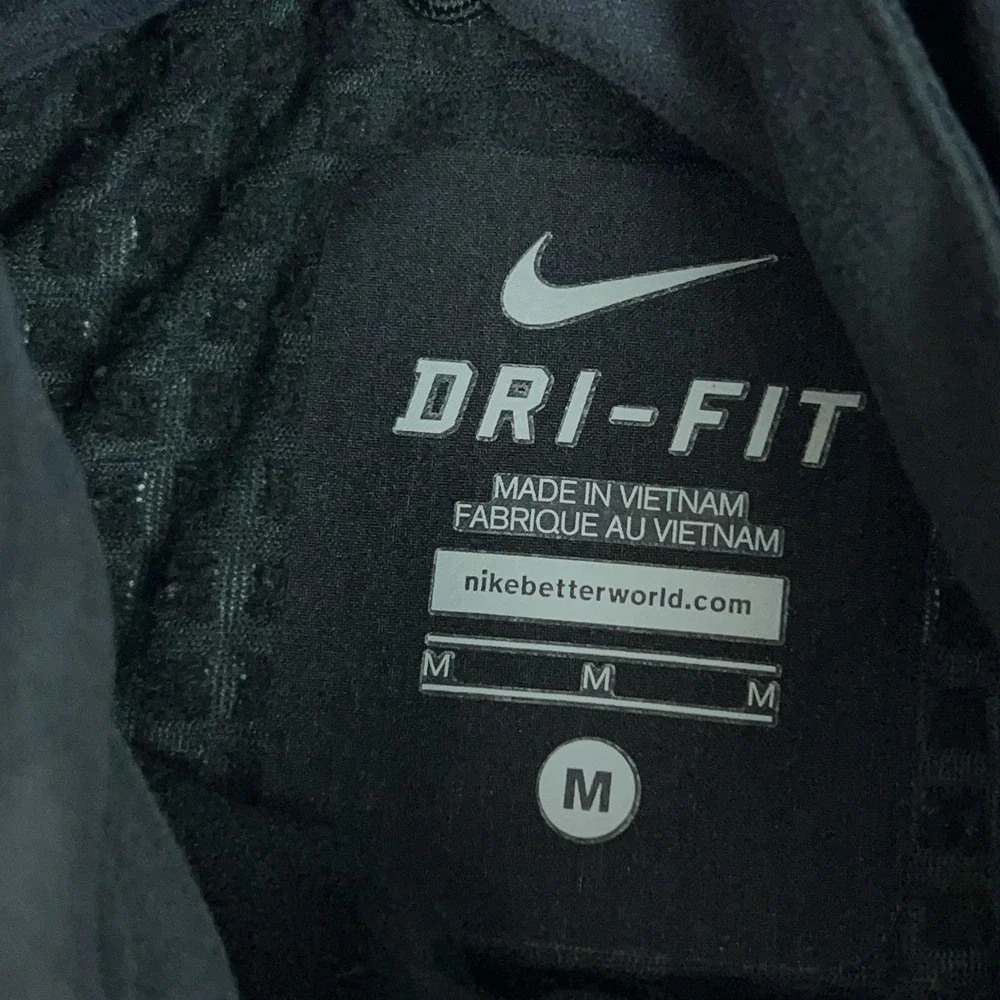 Nike Jacket Womens Medium Black Hooded Full Zip Element Dri-FIT Running Athletic